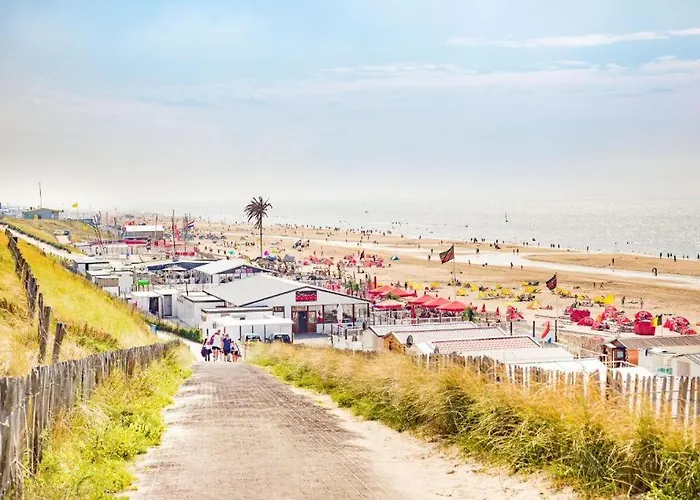 Chalet For 2 At The Beach